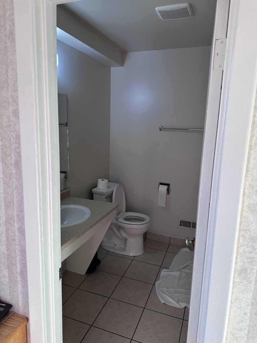 Room 8