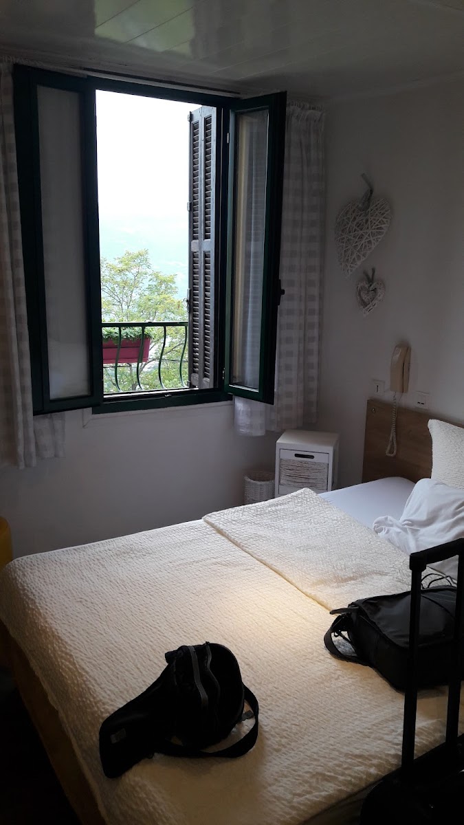 Room 2
