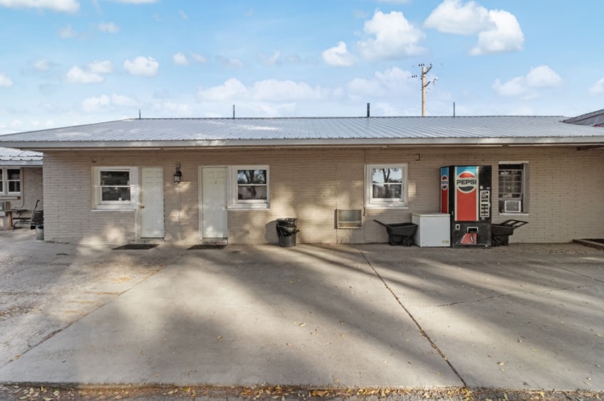 Deltan Inn Motel