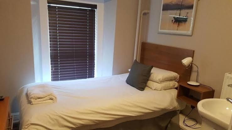 Room 8