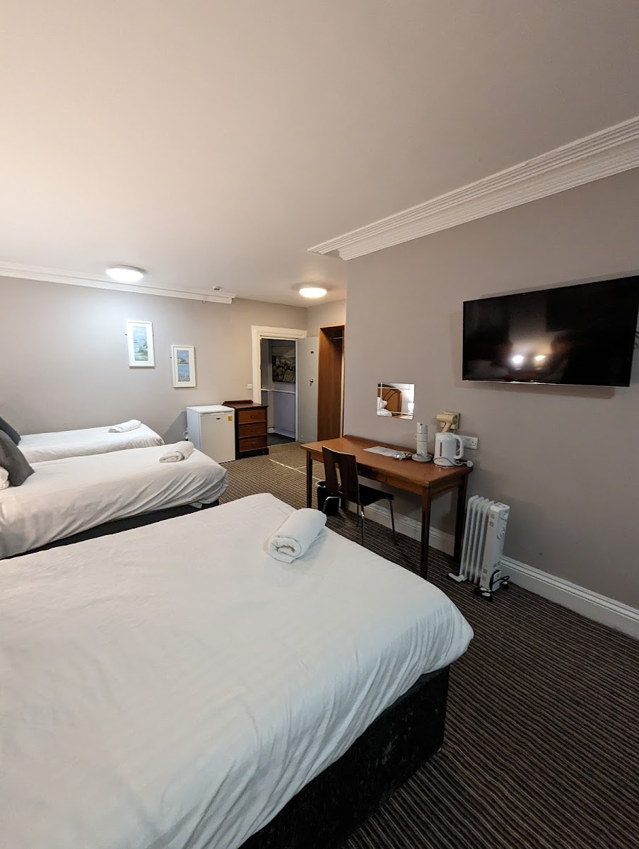 Room 9