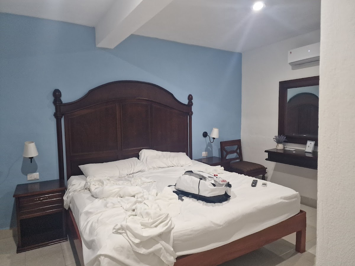 Room 8
