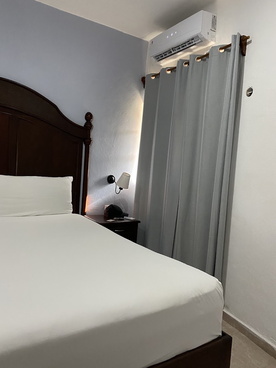 Room 9