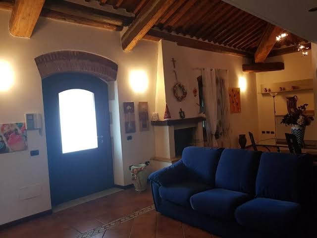 Room 8