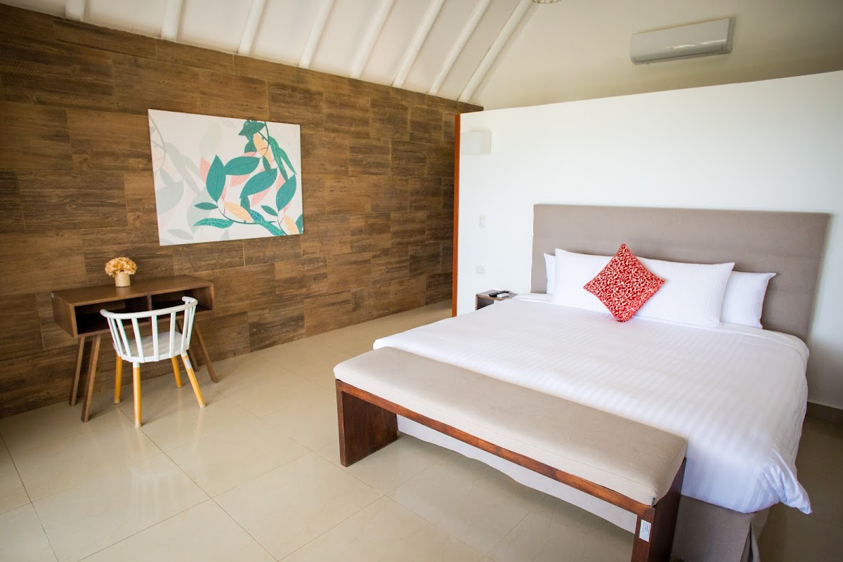 Room 8