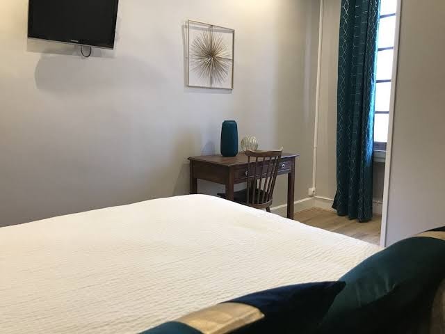 Room 5