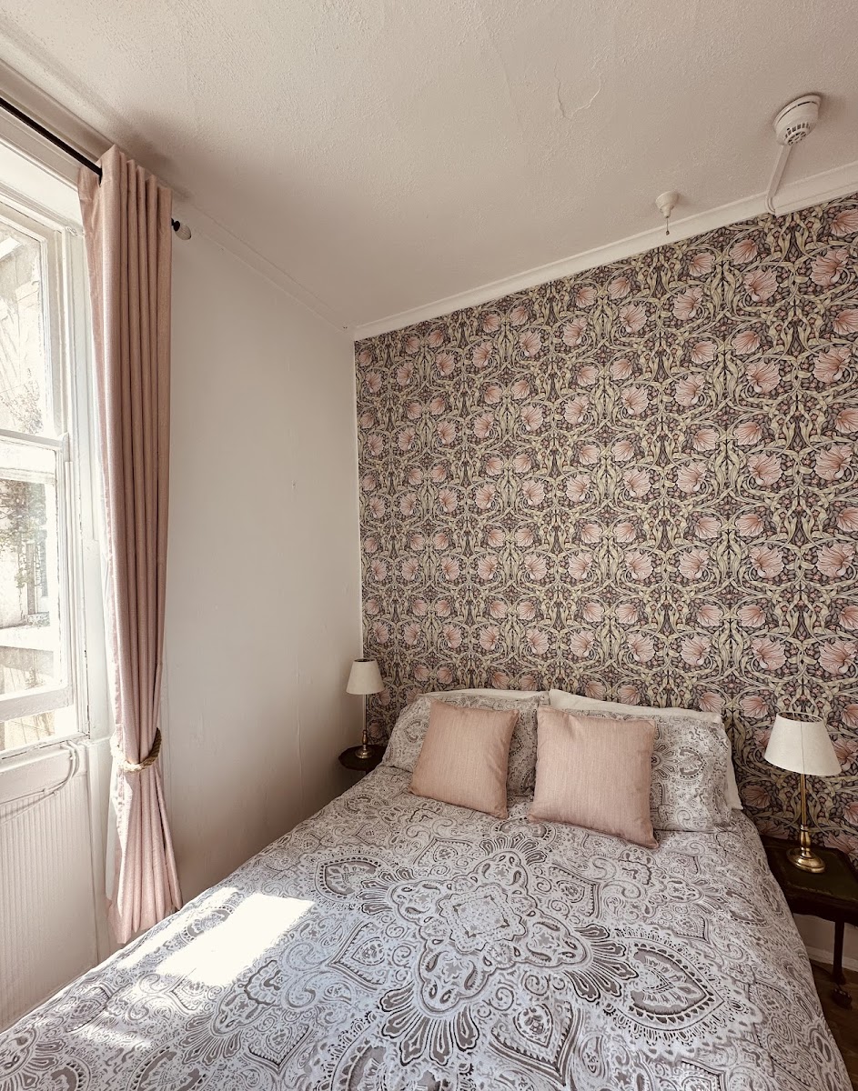 Room 1