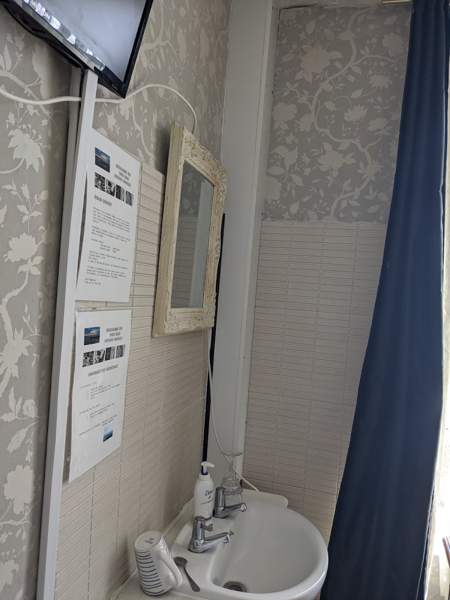 Room 6