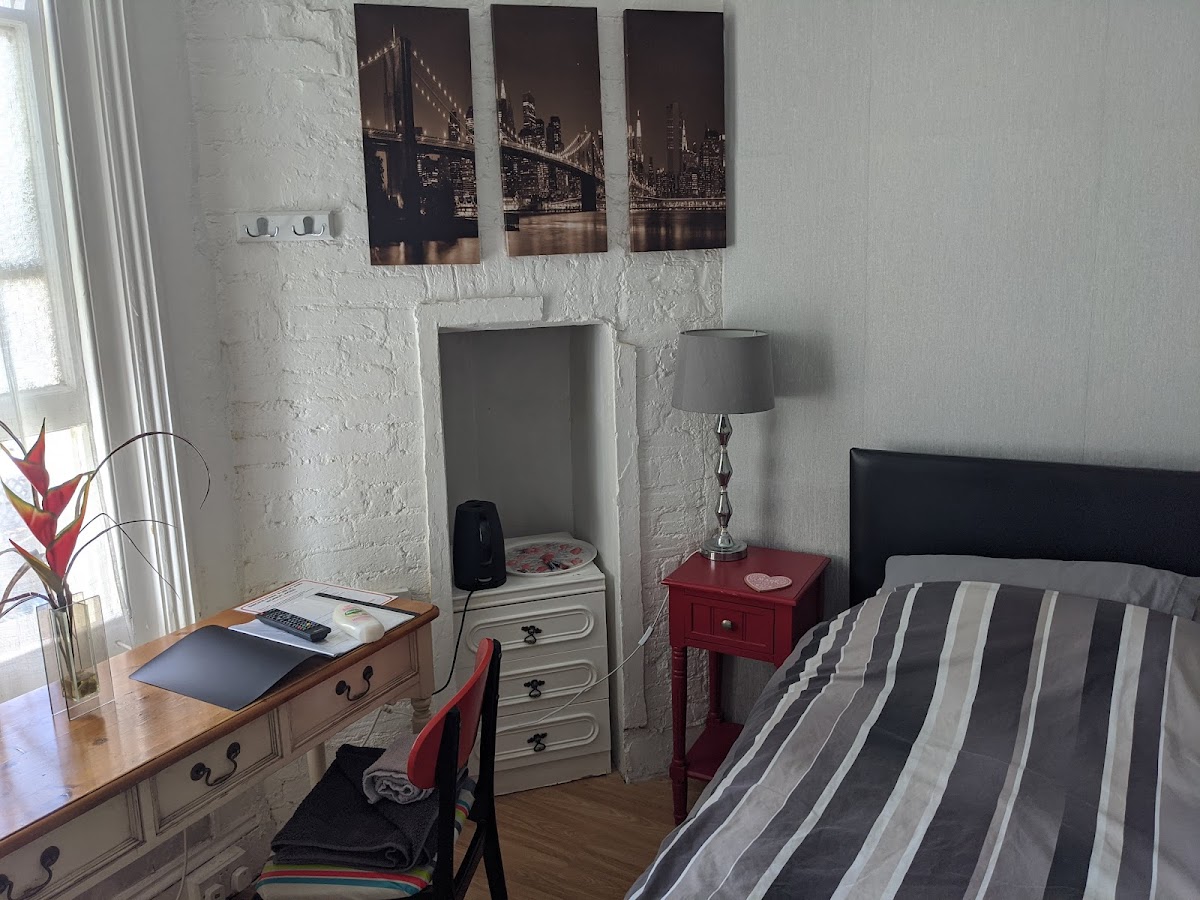 Room 8