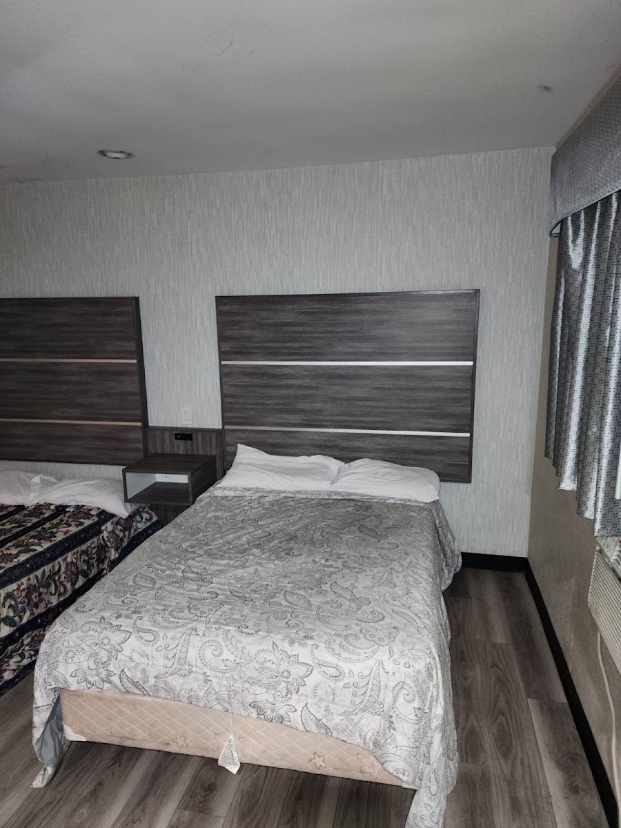 Room 9