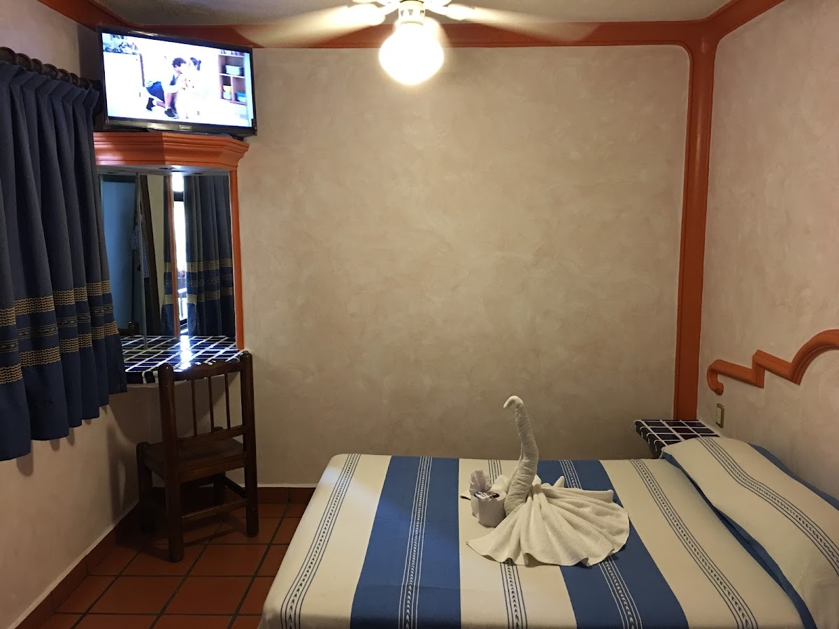 Room 8