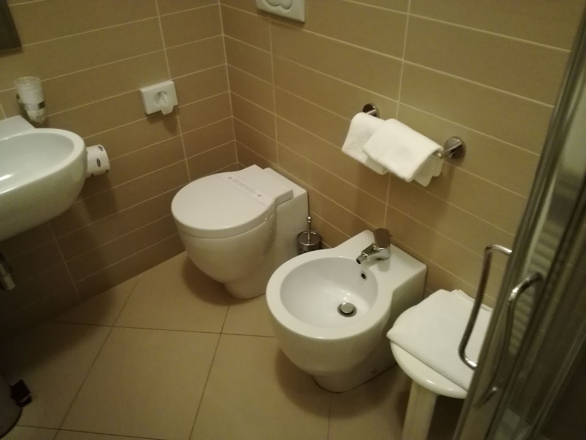 Room 8