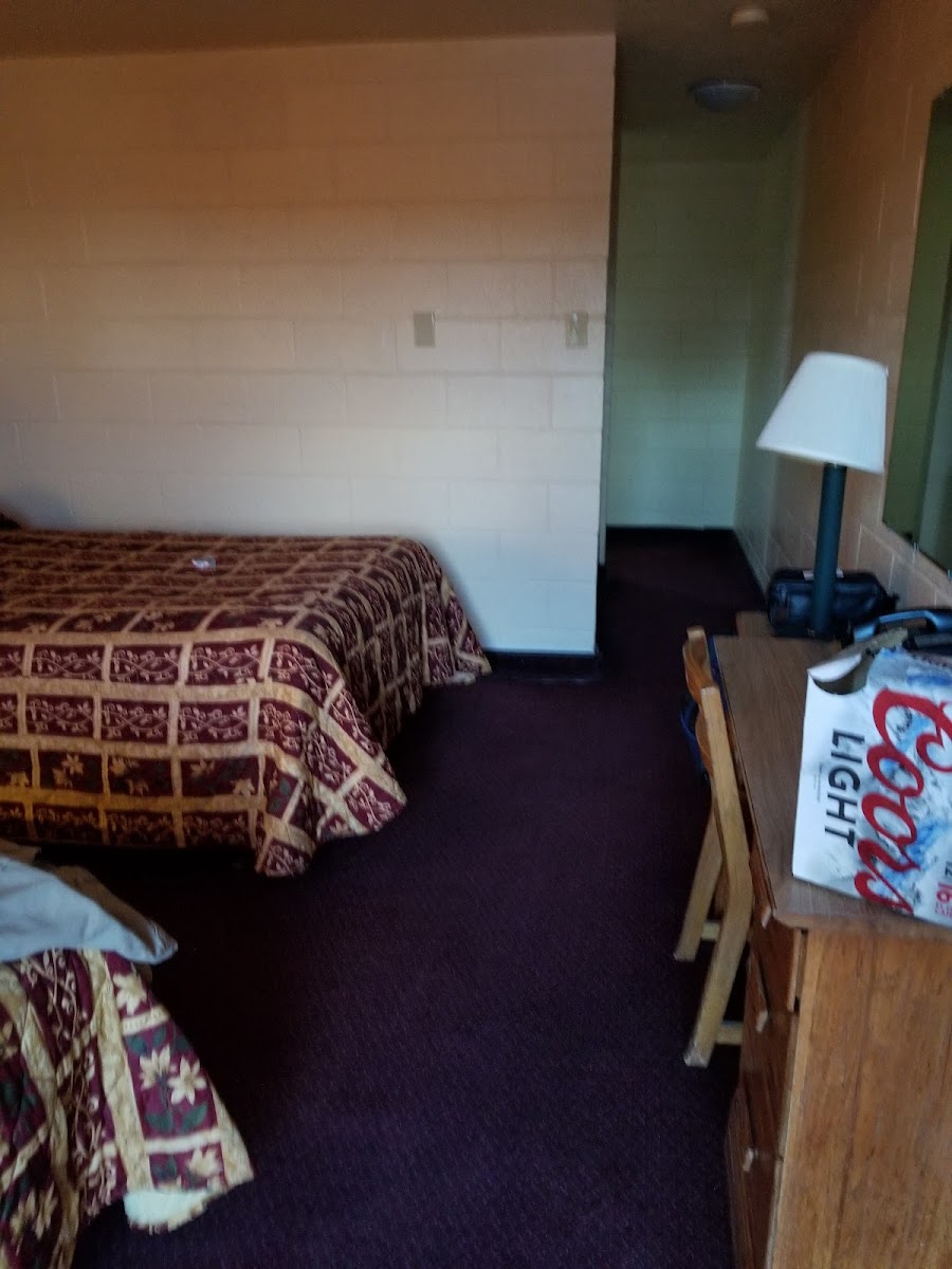 Room 8