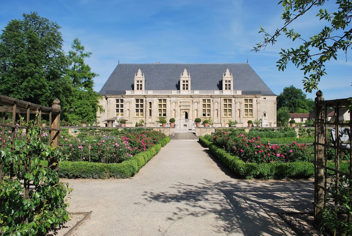 Château du Grand Jardin (Château of the Great Garden)
