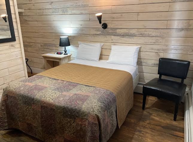 Room 9