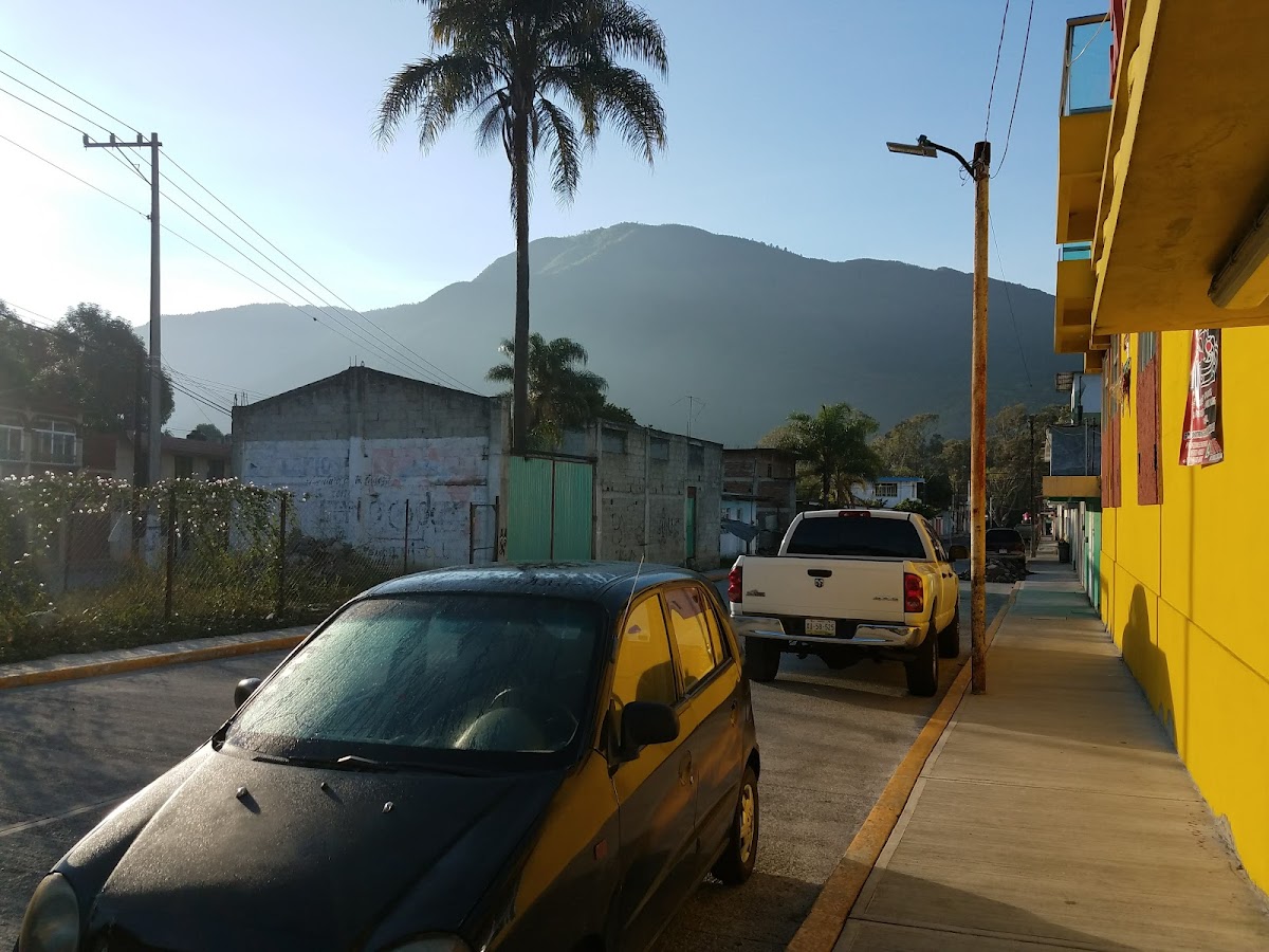 La Raya photo 3