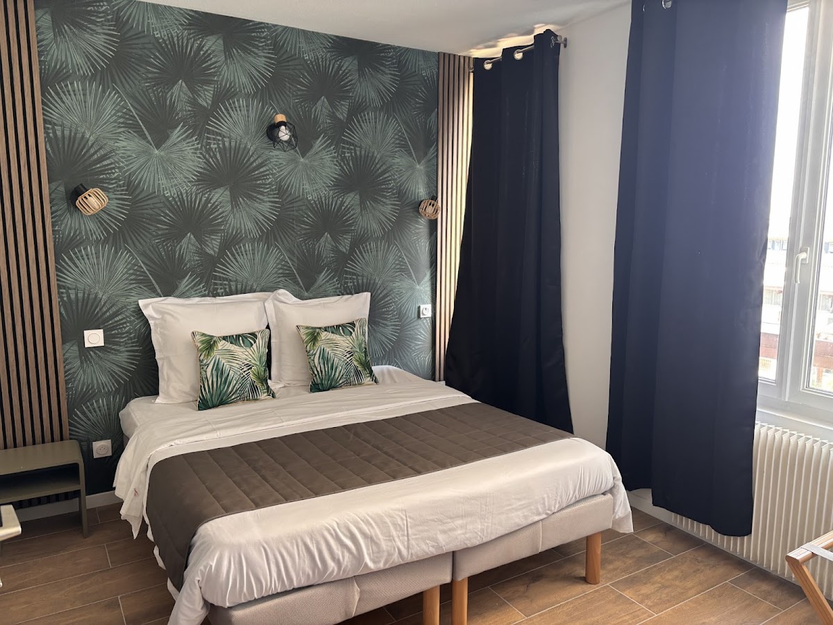 Room 1