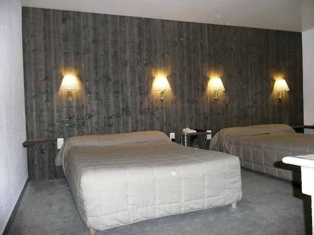 Room 4