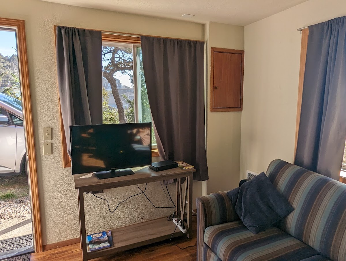 Room 8