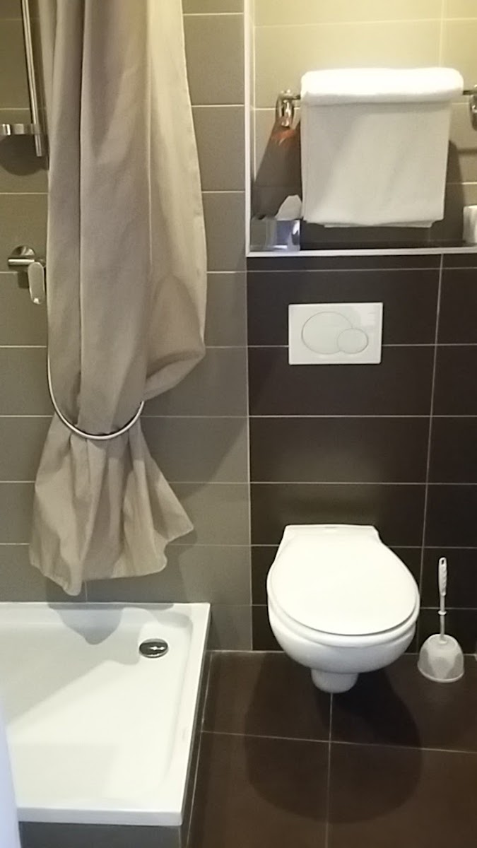 Room 6