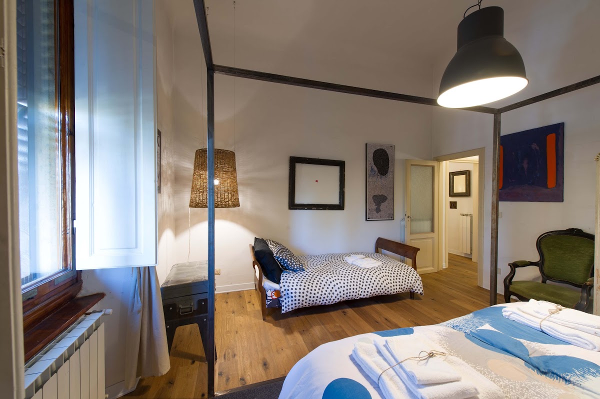 Room 8