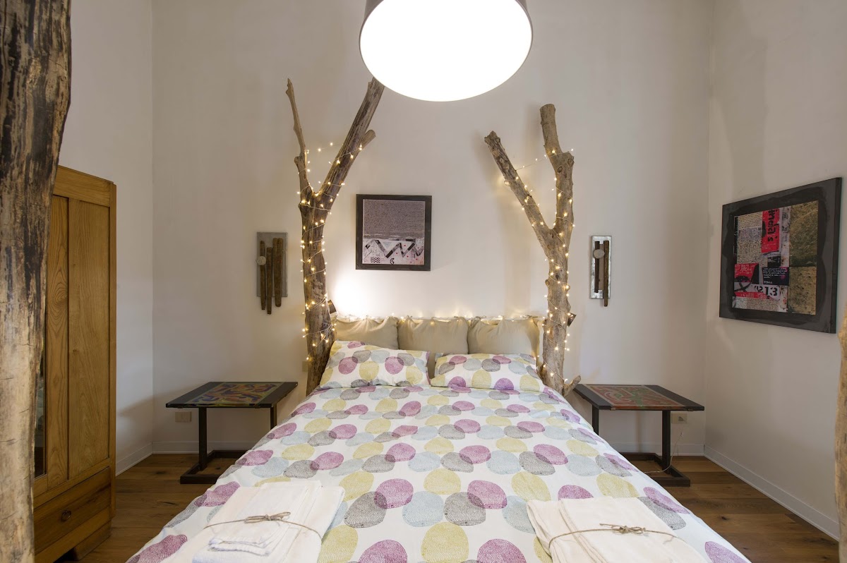 Room 9