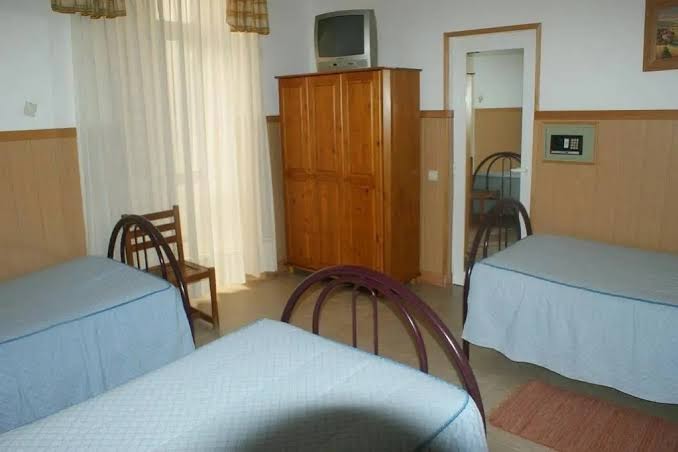 Room 6