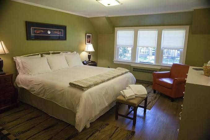 Room 4
