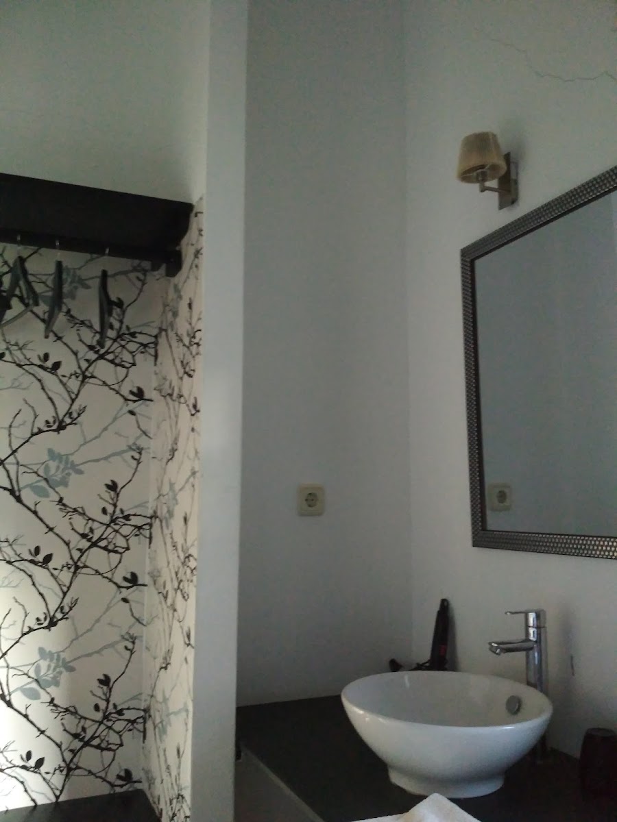 Room 3