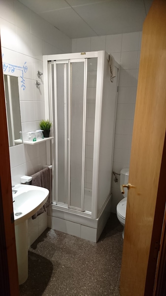 Room 8
