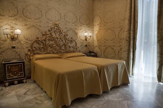 Room 7