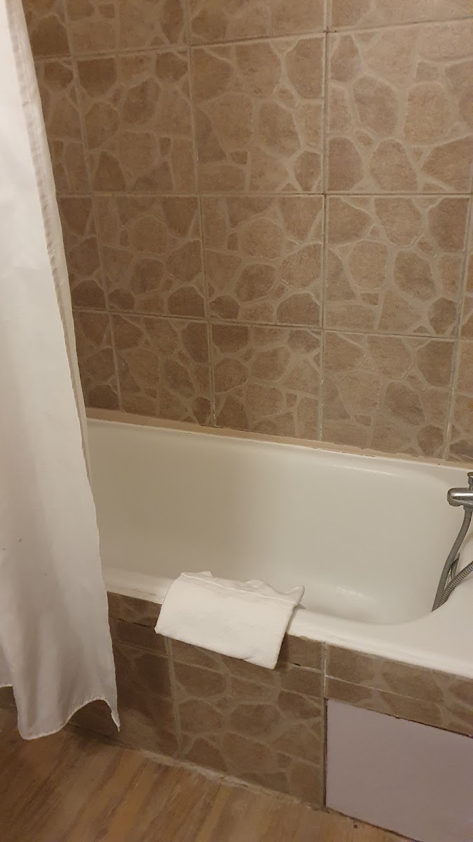 Room 10