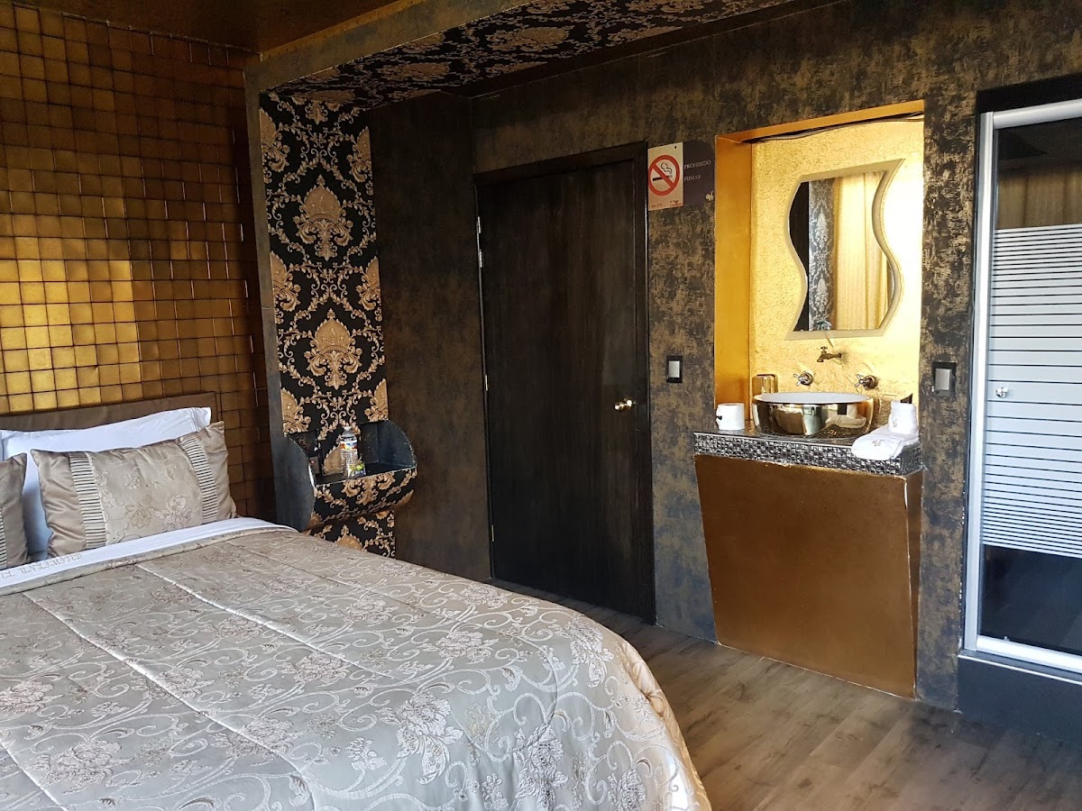 Room 8