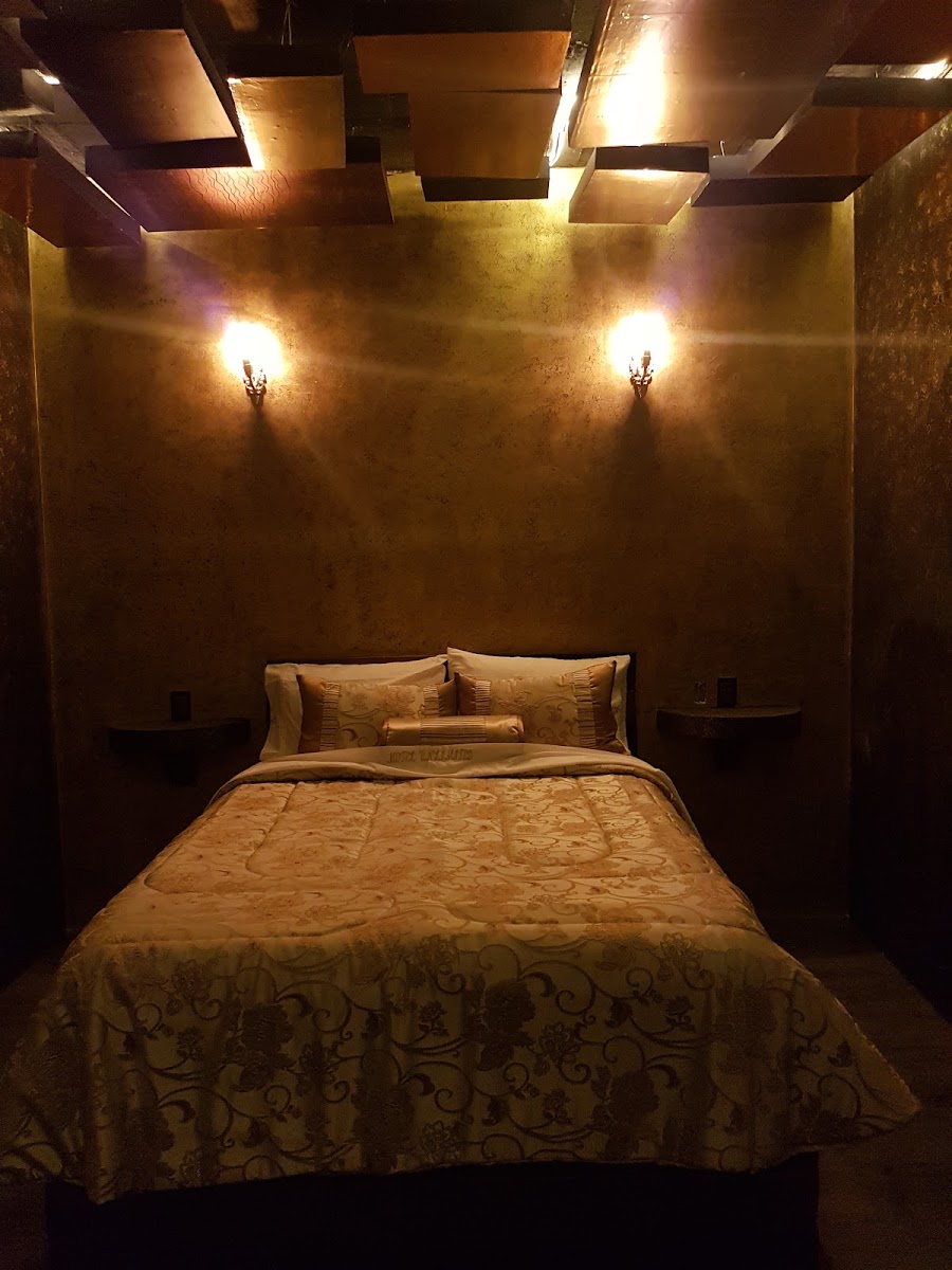 Room 9