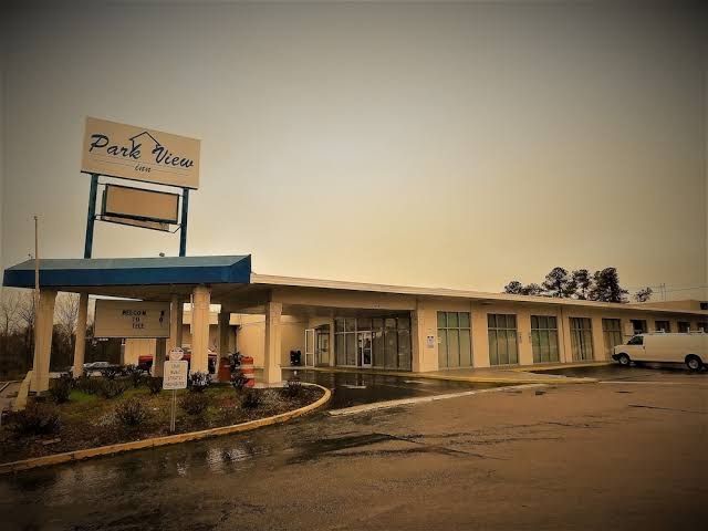 Park View Inn.