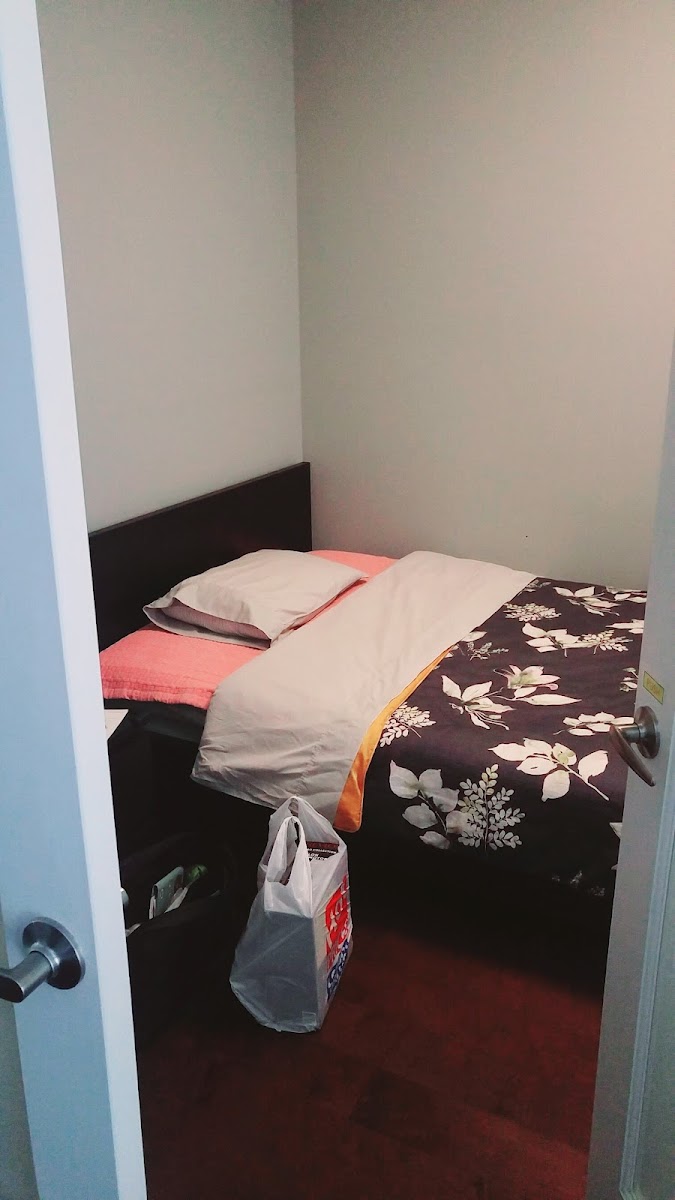 Room 8