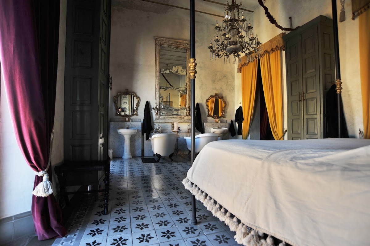 Room 1