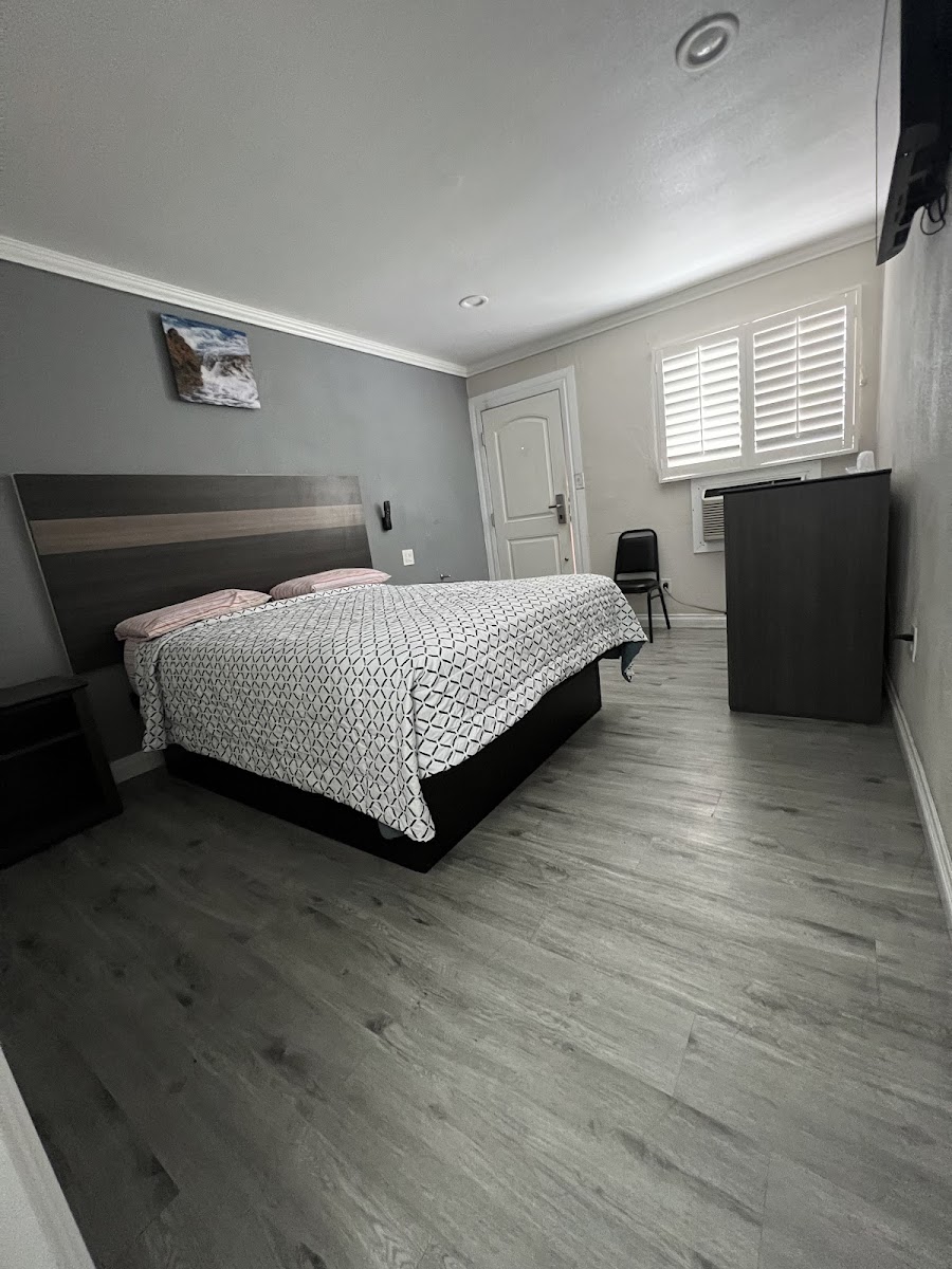 Room 1
