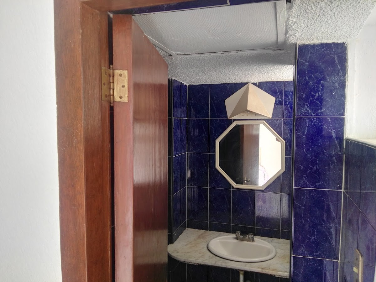 Room 9