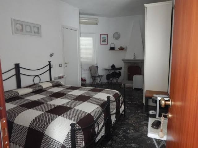 Room 1