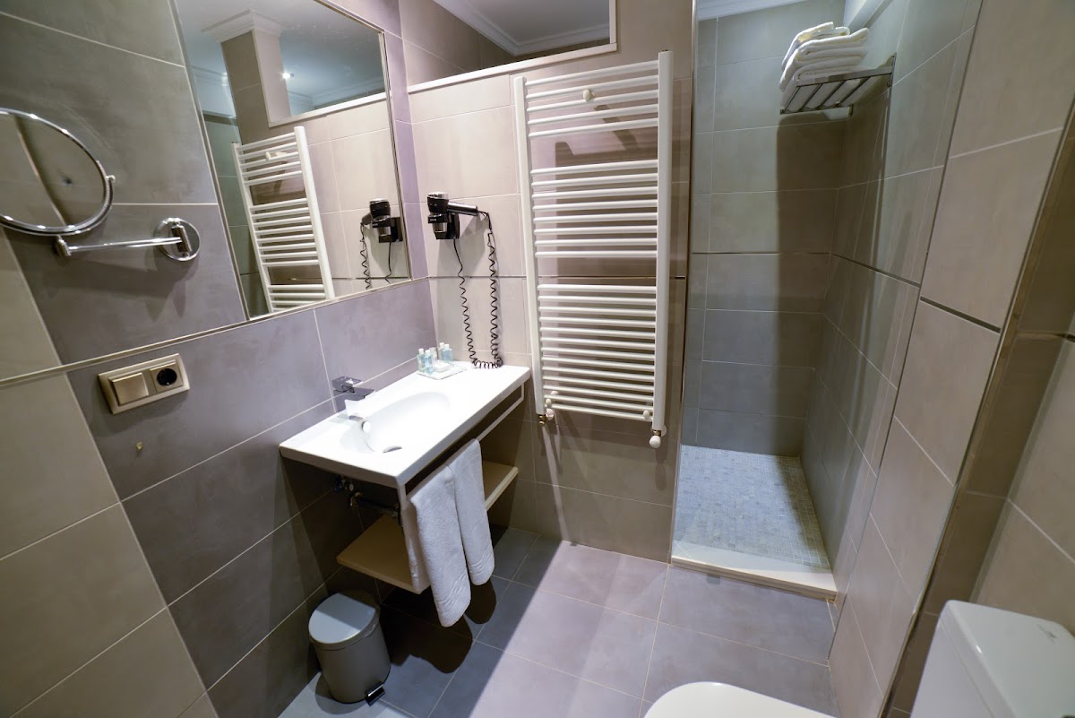 Room 2