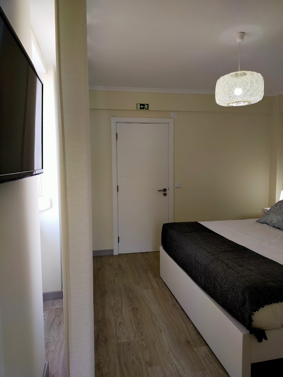 Room 9