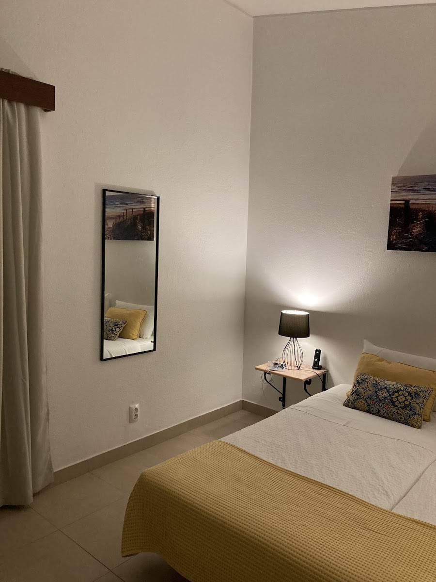 Room 9