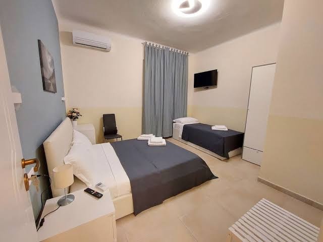 Room 6