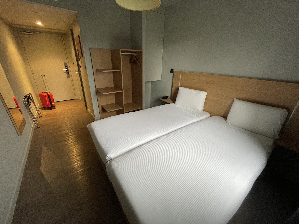 Room 1