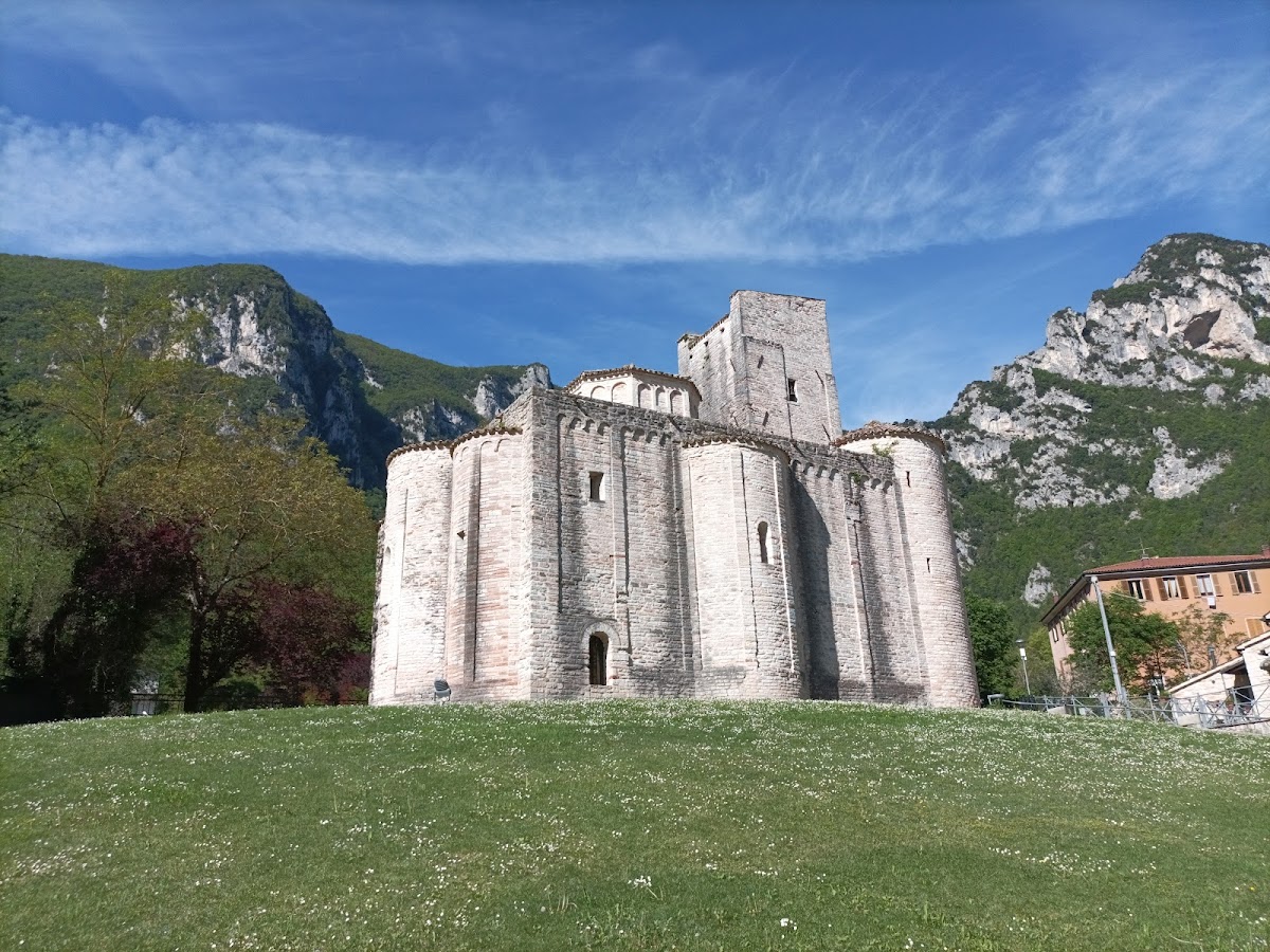 San Vittore alle Chiuse