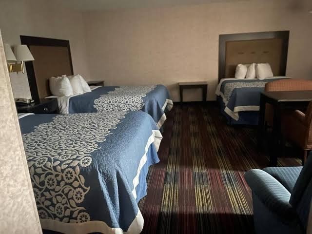 Room 8