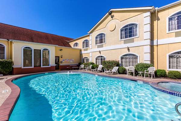 CasaBlanca Inn & Suites Houston North - Spring