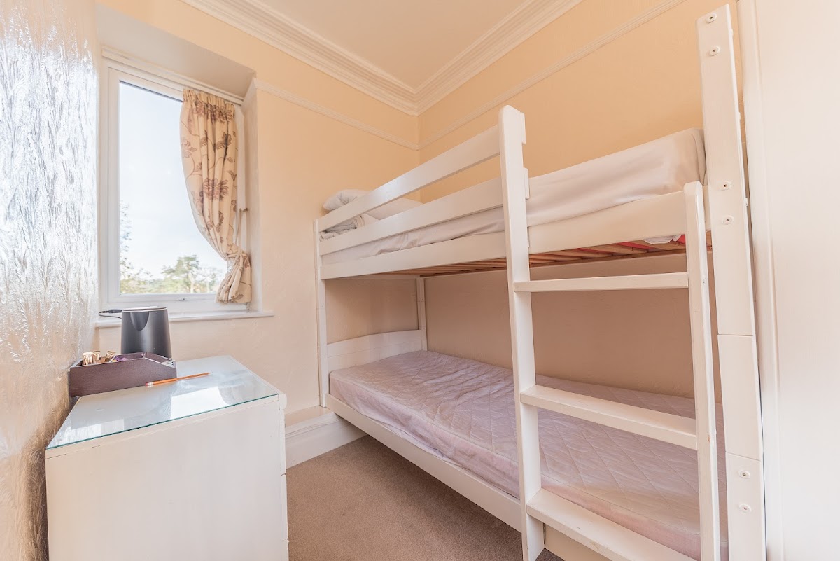 Room 4