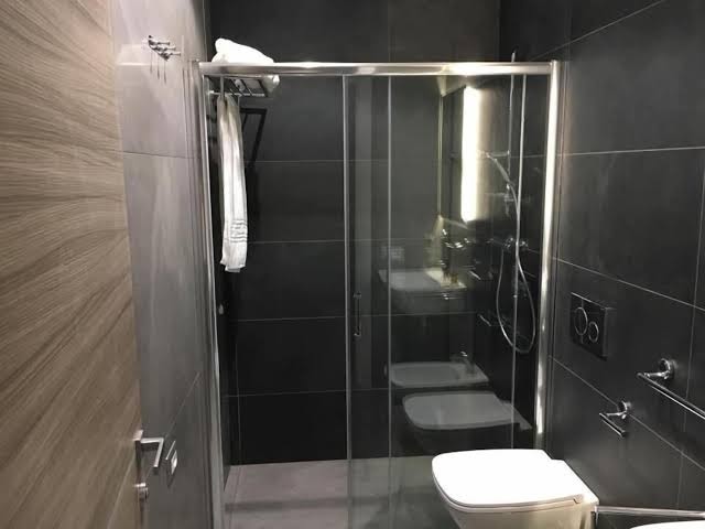 Room 4